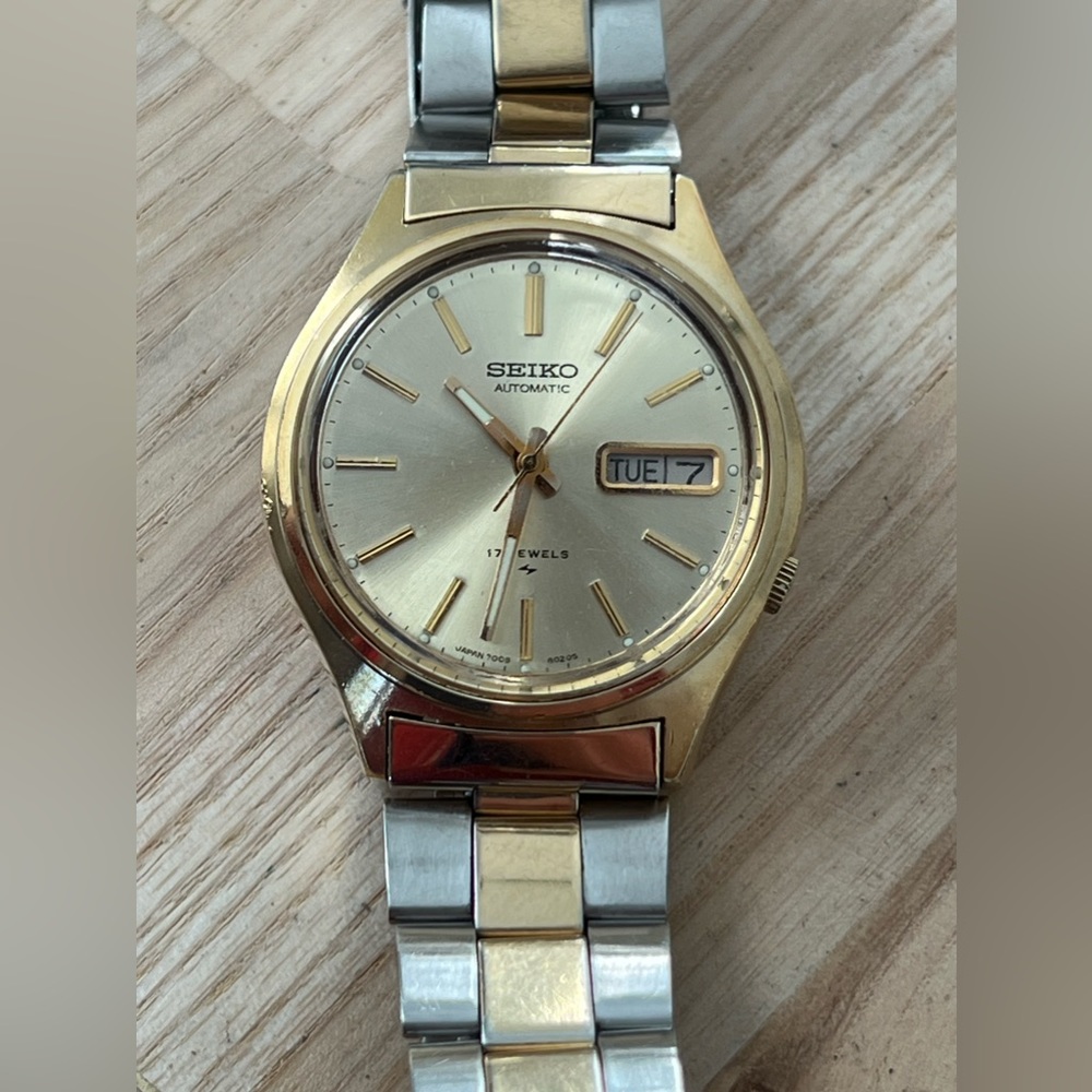 Seiko Automatic 17 Jewels Rare Vintage Men's Watch Gold-Dial Two-Tone Bracelet - Picture 5 of 14